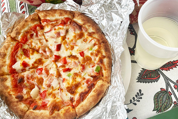 夢ワインカフェ(ワイン・窯焼きピザ)